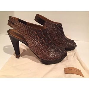 Maxazria crocodile print slingback sandals 39.5 9
